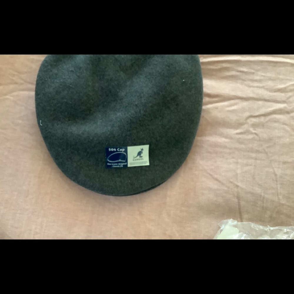 Kangol - Picture 2 of 2